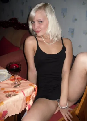 проститутка Виолетта, 23, Анапа